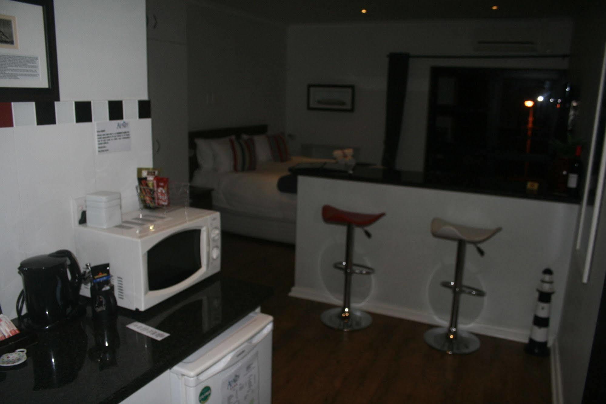 Ahoy Boutique Guest House Port Elizabeth Exterior photo