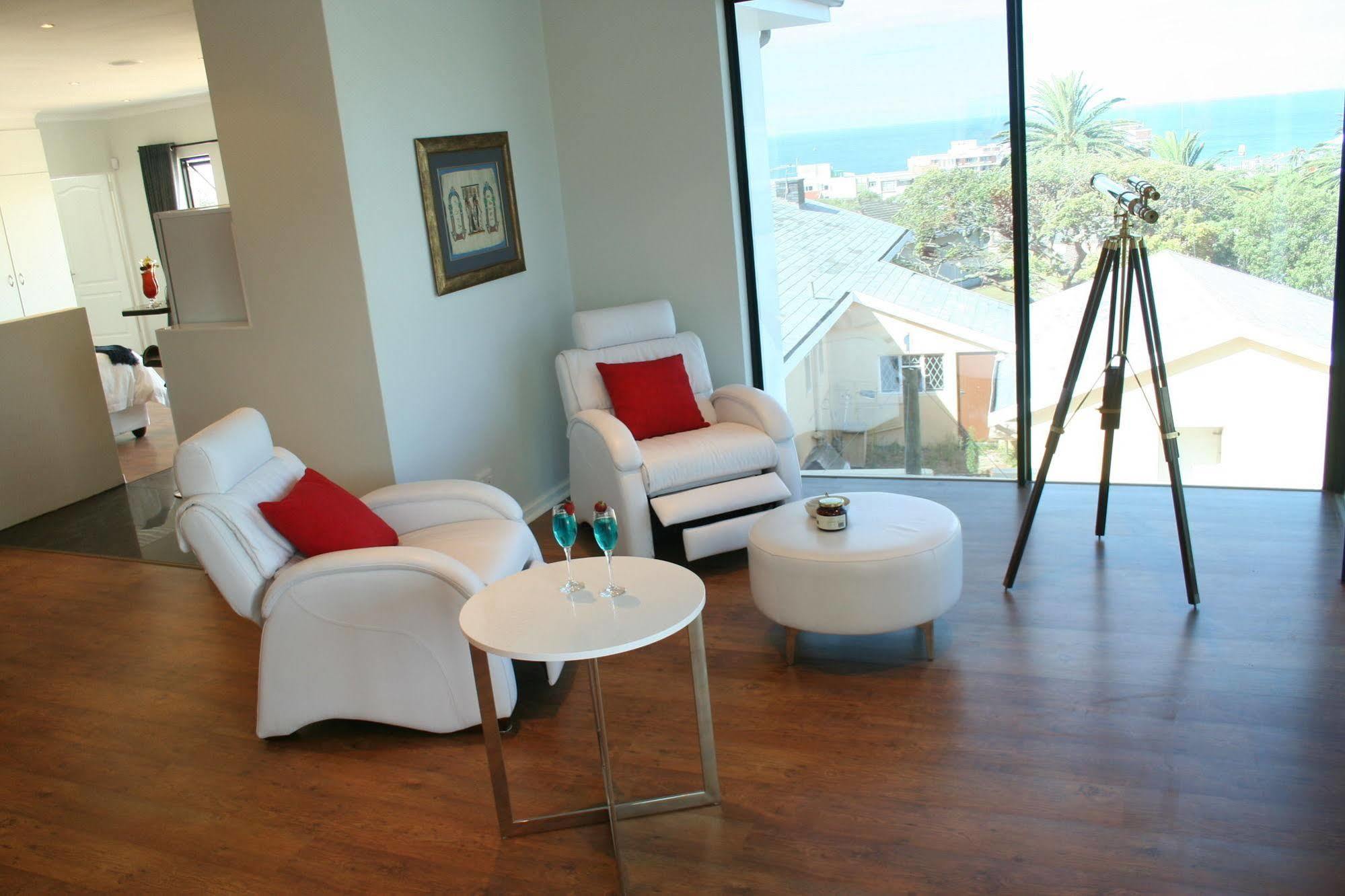 Ahoy Boutique Guest House Port Elizabeth Exterior photo