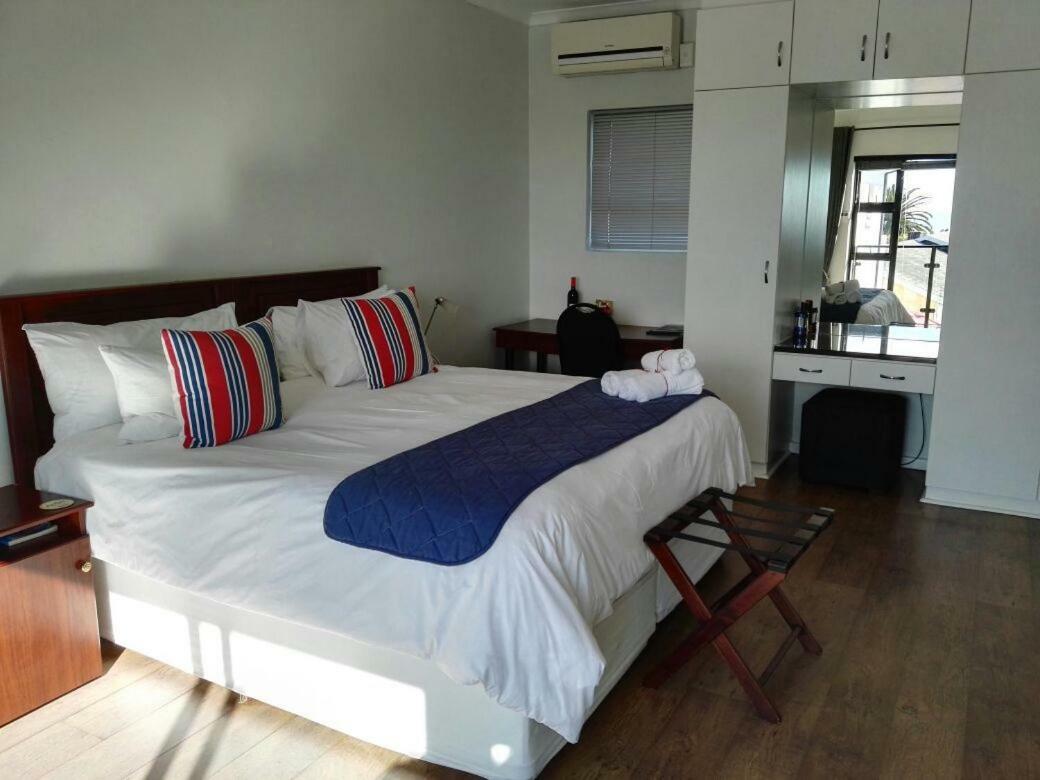 Ahoy Boutique Guest House Port Elizabeth Exterior photo